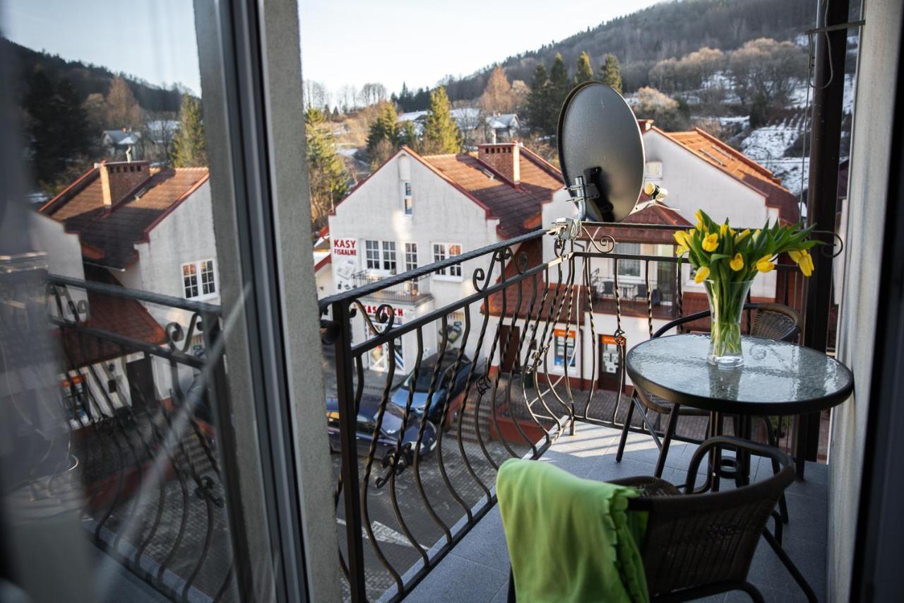 Apartament Szczesliwy Ustrzyki Dolne Buitenkant foto